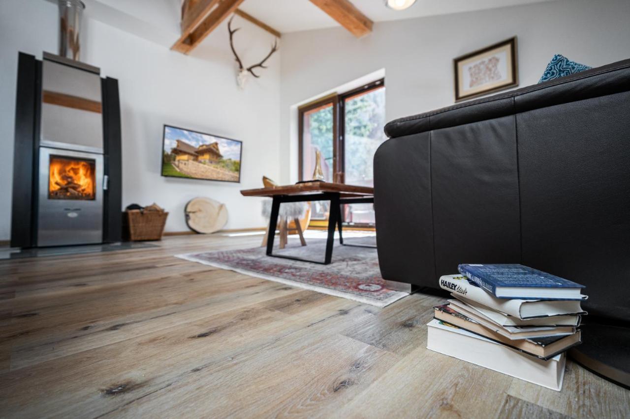 Apartments Srdiecko - Sauna In Smaller Apt - Highest In Central Europe - Fireplace - In The Forest タレ エクステリア 写真