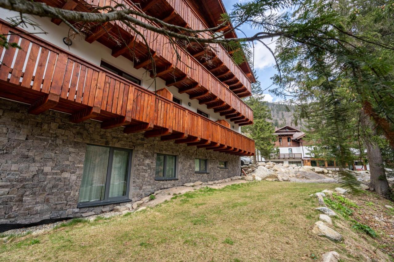 Apartments Srdiecko - Sauna In Smaller Apt - Highest In Central Europe - Fireplace - In The Forest タレ エクステリア 写真
