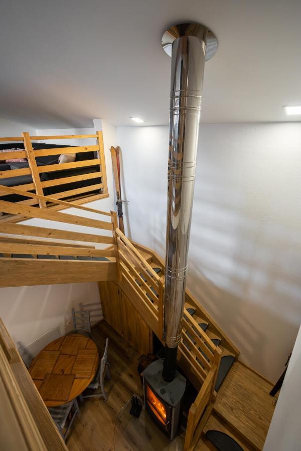 Apartments Srdiecko - Sauna In Smaller Apt - Highest In Central Europe - Fireplace - In The Forest タレ エクステリア 写真